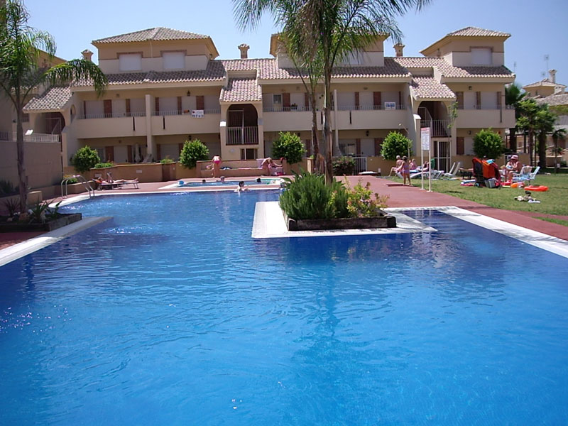 1190387267_offer_Los-Alcazares-pool.jpg